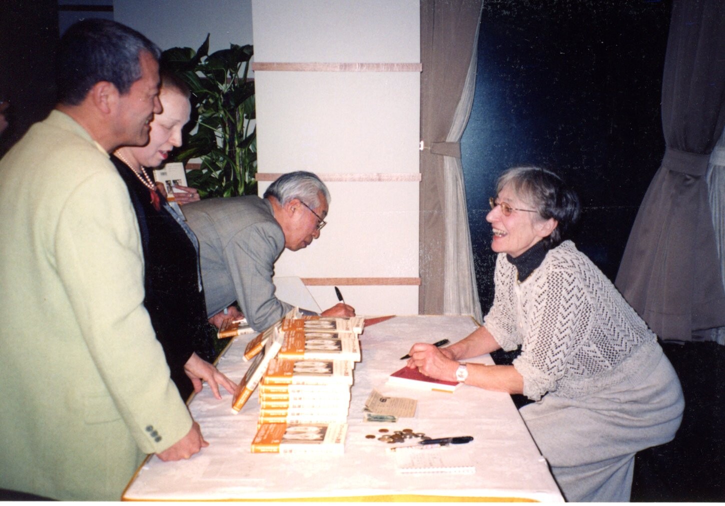 スウィートホーム物語出版記念講演会